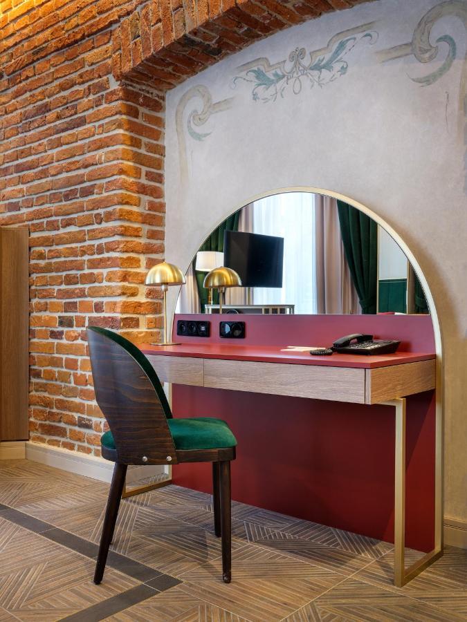 Golden Queen Deluxe Jacuzzi Apartments - Old Town Krakow Dış mekan fotoğraf