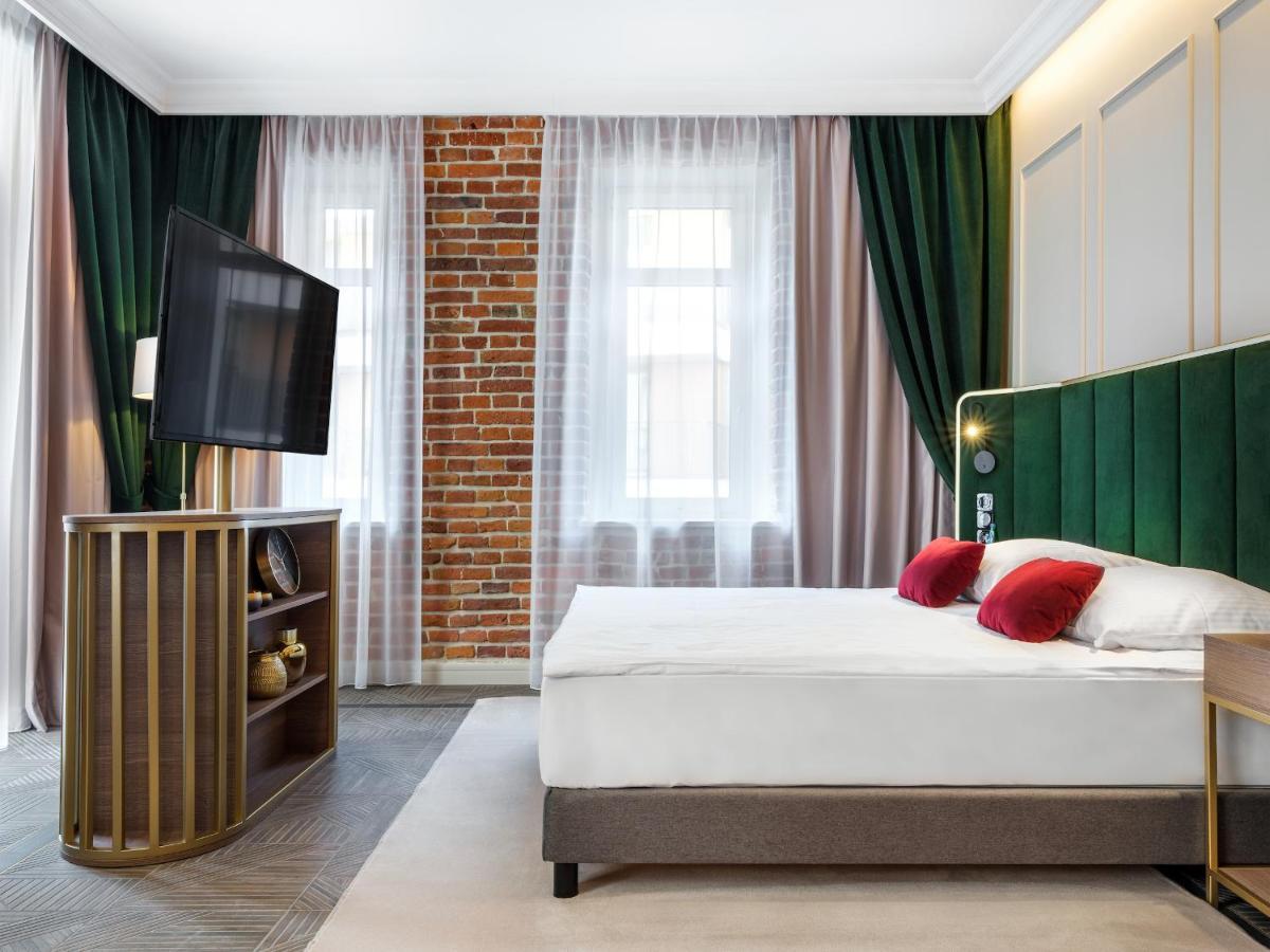 Golden Queen Deluxe Jacuzzi Apartments - Old Town Krakow Dış mekan fotoğraf